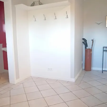 Reetdachhaus Mit Direktem Meerblick