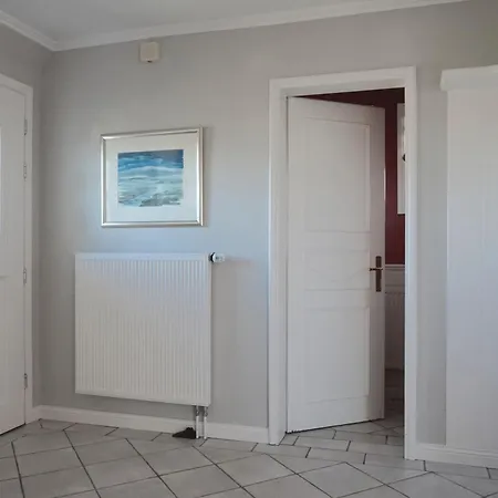 Reetdachhaus Mit Direktem Meerblick * Nieblum