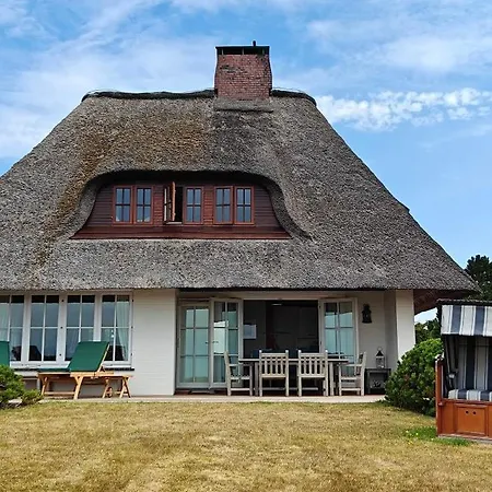 Сasa de vacaciones Reetdachhaus Mit Direktem Meerblick *